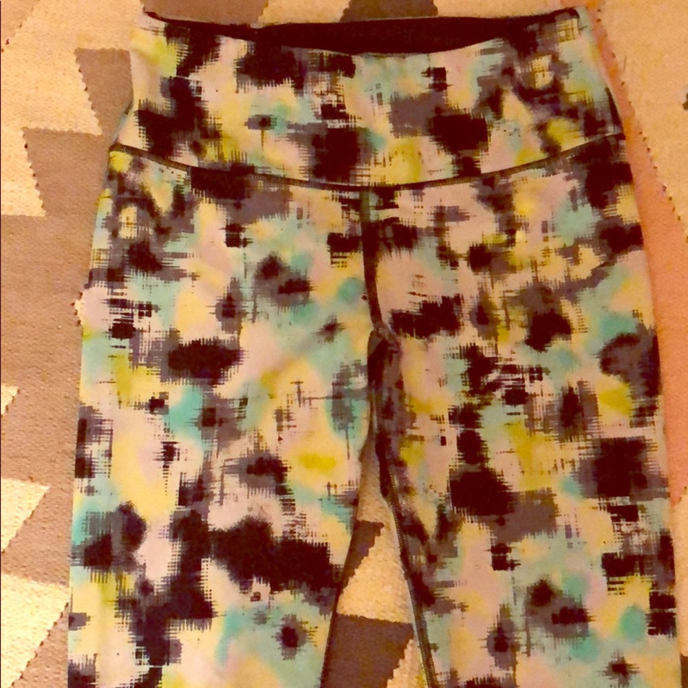 Victoria’s Secret sport work out leggings